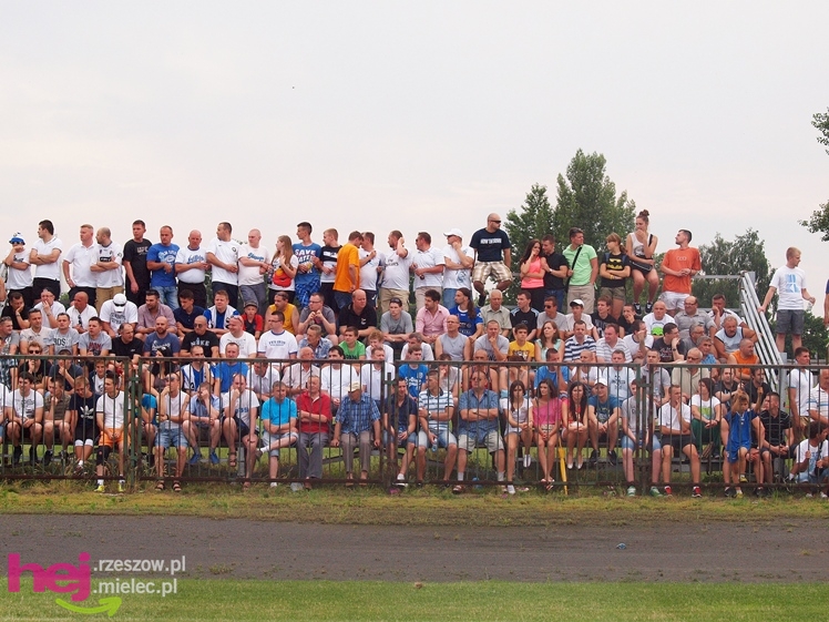 Awans STALI MIELEC DO DRUGIEJ LIGI PIŁKARSKIEJ - część 1 zdjęć