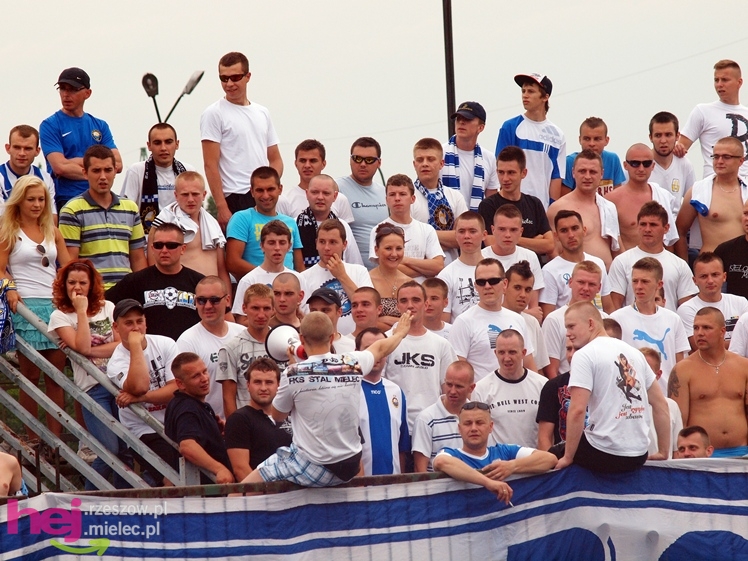 Awans STALI MIELEC DO DRUGIEJ LIGI PIŁKARSKIEJ - część 1 zdjęć