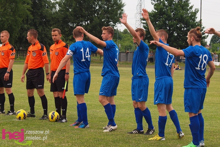 Awans STALI MIELEC DO DRUGIEJ LIGI PIŁKARSKIEJ - część 1 zdjęć