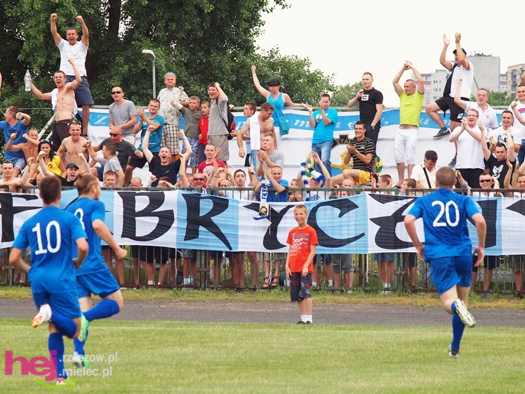 Awans STALI MIELEC DO DRUGIEJ LIGI PIŁKARSKIEJ - część 1 zdjęć