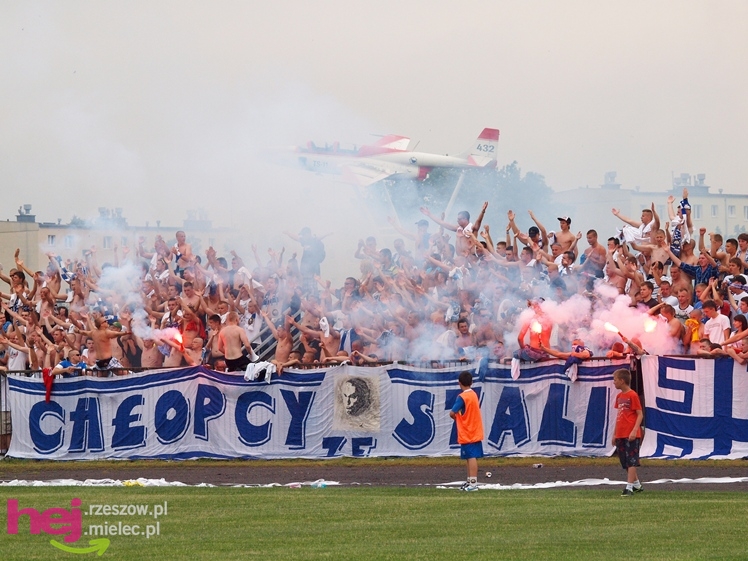 Awans STALI MIELEC DO DRUGIEJ LIGI PIŁKARSKIEJ - część 1 zdjęć