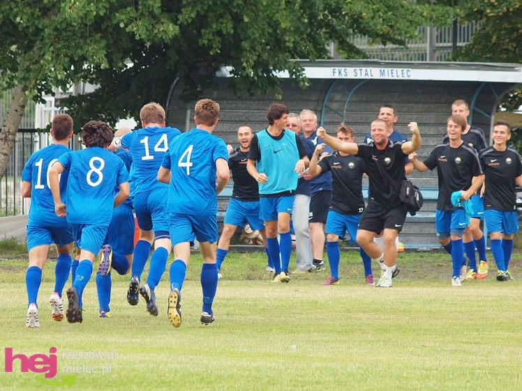 Awans STALI MIELEC DO DRUGIEJ LIGI PIŁKARSKIEJ - część 1 zdjęć