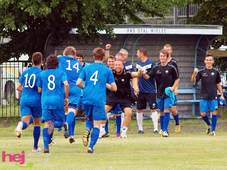 Awans STALI MIELEC DO DRUGIEJ LIGI PIŁKARSKIEJ - część 1 zdjęć