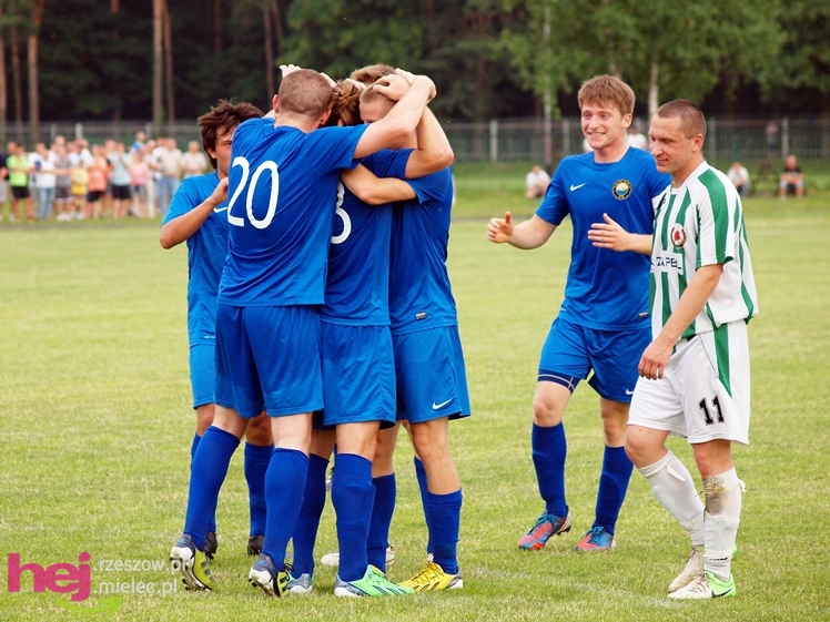 Awans STALI MIELEC DO DRUGIEJ LIGI PIŁKARSKIEJ - część 1 zdjęć