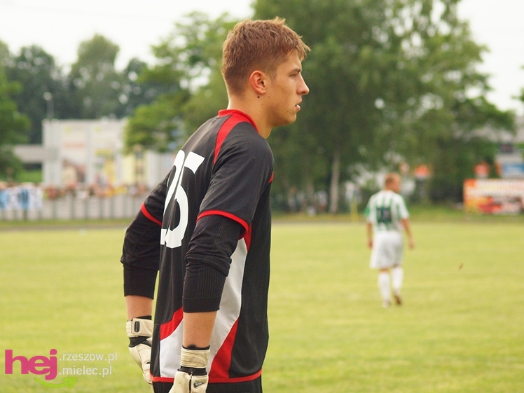 Awans STALI MIELEC DO DRUGIEJ LIGI PIŁKARSKIEJ - część 1 zdjęć