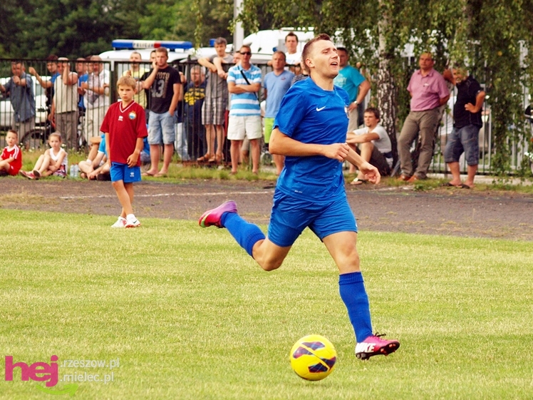 Awans STALI MIELEC DO DRUGIEJ LIGI PIŁKARSKIEJ - część 1 zdjęć