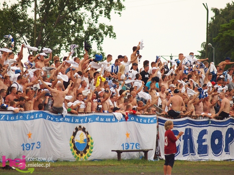 Awans STALI MIELEC DO DRUGIEJ LIGI PIŁKARSKIEJ - część 1 zdjęć