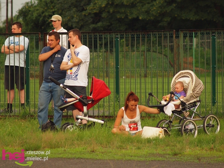 Awans STALI MIELEC DO DRUGIEJ LIGI PIŁKARSKIEJ - część 1 zdjęć