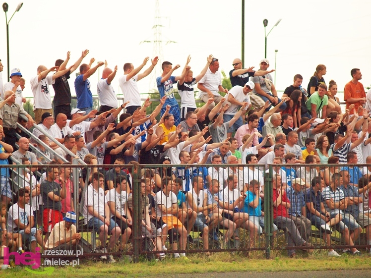 Awans STALI MIELEC DO DRUGIEJ LIGI PIŁKARSKIEJ - część 1 zdjęć