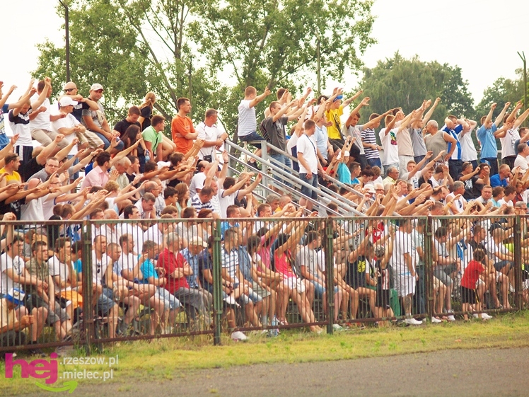 Awans STALI MIELEC DO DRUGIEJ LIGI PIŁKARSKIEJ - część 1 zdjęć