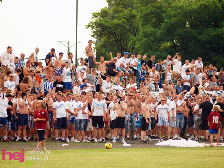 Awans STALI MIELEC DO DRUGIEJ LIGI PIŁKARSKIEJ - część 2 zdjęć