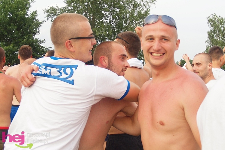 Awans STALI MIELEC DO DRUGIEJ LIGI PIŁKARSKIEJ - część 2 zdjęć