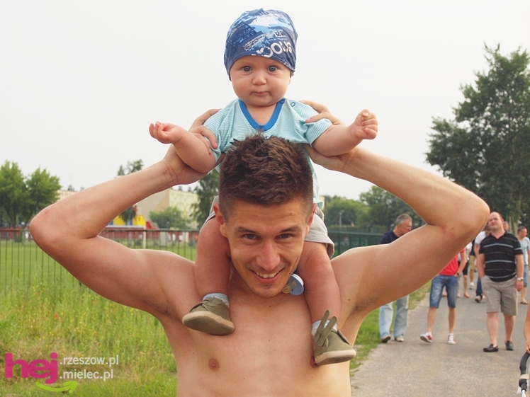 Awans STALI MIELEC DO DRUGIEJ LIGI PIŁKARSKIEJ - część 2 zdjęć