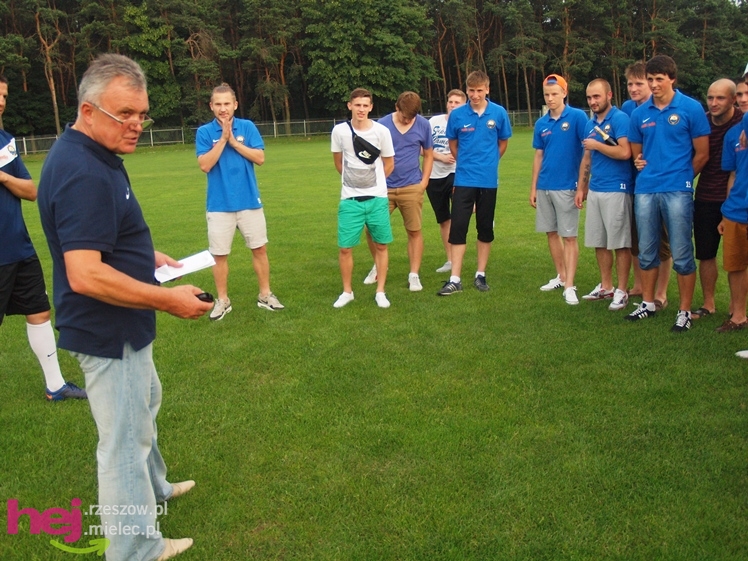 Awans STALI MIELEC DO DRUGIEJ LIGI PIŁKARSKIEJ - część 2 zdjęć