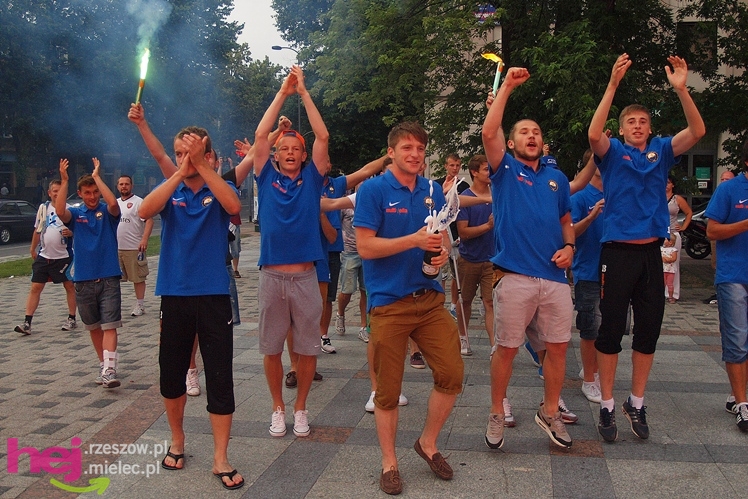 Awans STALI MIELEC DO DRUGIEJ LIGI PIŁKARSKIEJ - część 2 zdjęć