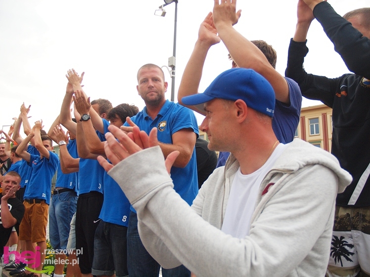 Awans STALI MIELEC DO DRUGIEJ LIGI PIŁKARSKIEJ - część 2 zdjęć