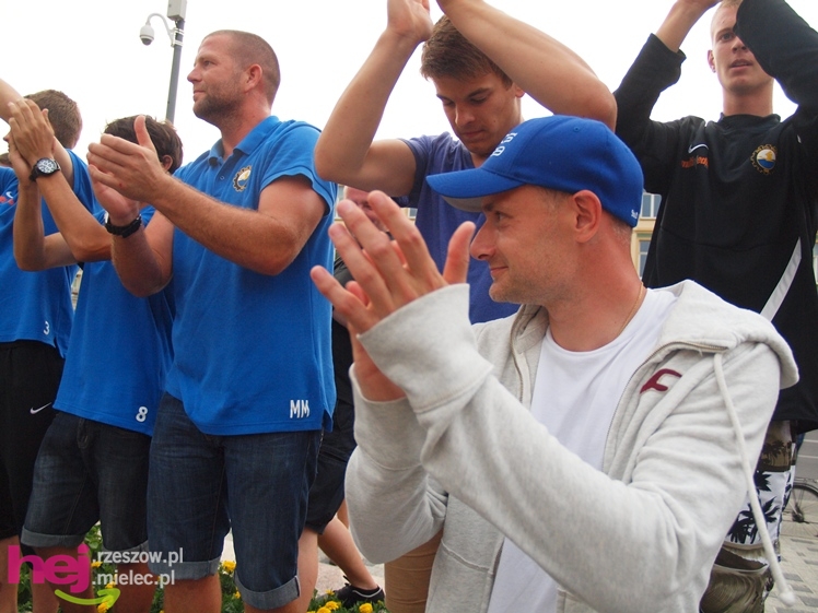 Awans STALI MIELEC DO DRUGIEJ LIGI PIŁKARSKIEJ - część 2 zdjęć