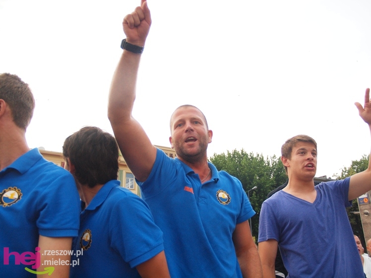 Awans STALI MIELEC DO DRUGIEJ LIGI PIŁKARSKIEJ - część 2 zdjęć