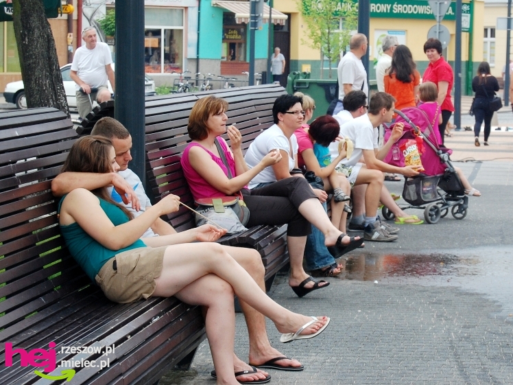 Sobotni piknik na mieleciej starówce - część 1