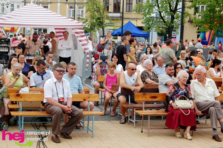 Sobotni piknik na mieleciej starówce - część 1