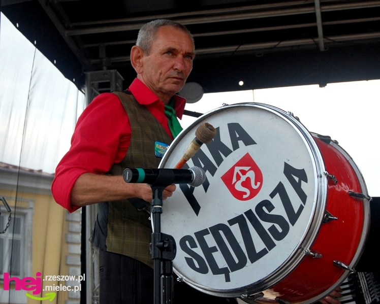Sobotni piknik na mieleciej starówce - część 1