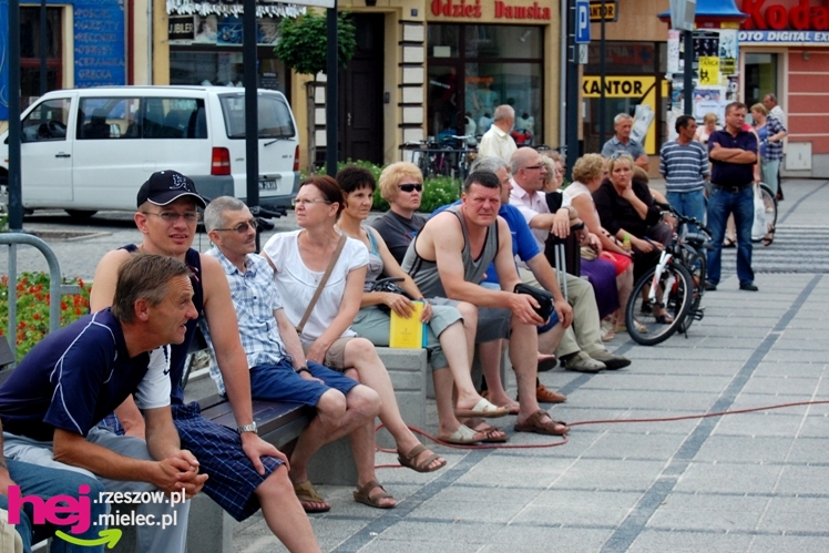 Sobotni piknik na mieleciej starówce - część 1