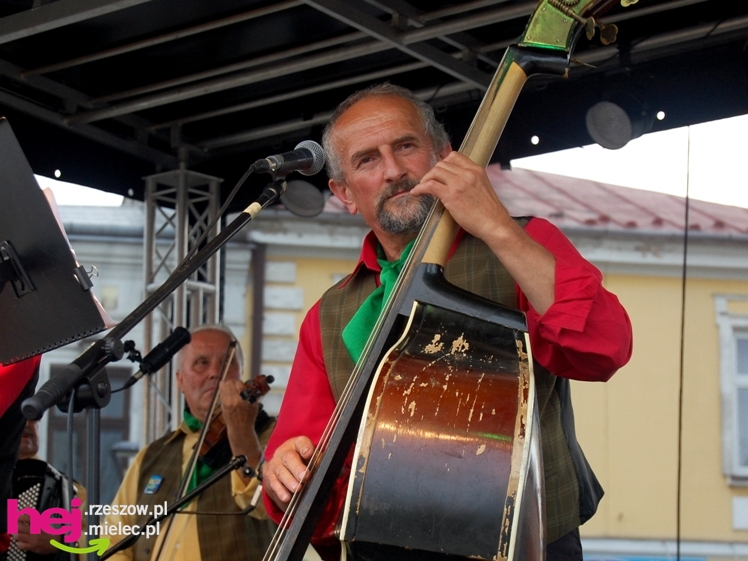 Sobotni piknik na mieleciej starówce - część 1