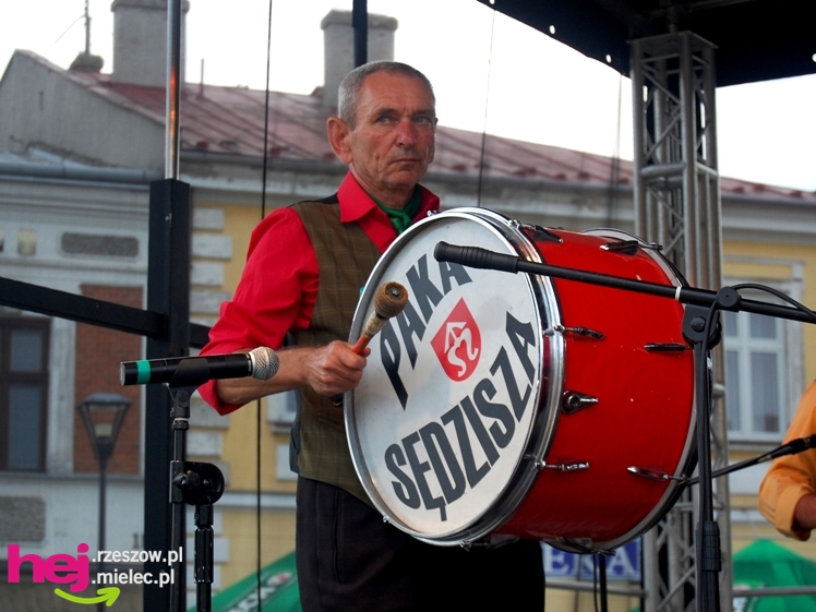 Sobotni piknik na mieleciej starówce - część 1