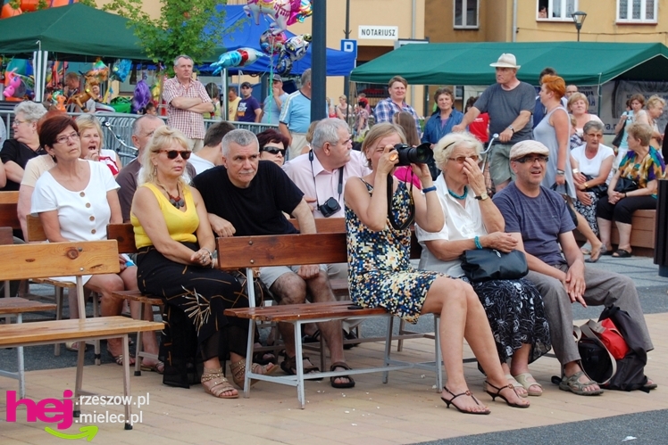 Sobotni piknik na mieleciej starówce - część 1