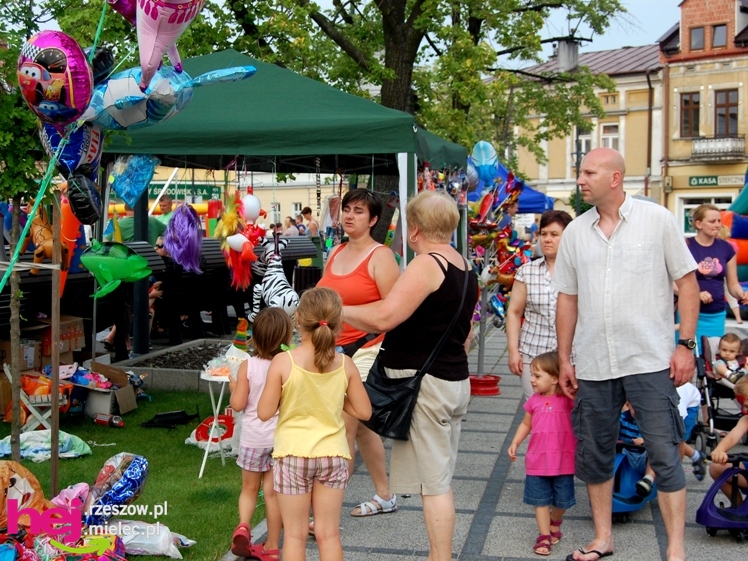 Sobotni piknik na mieleciej starówce - część 1