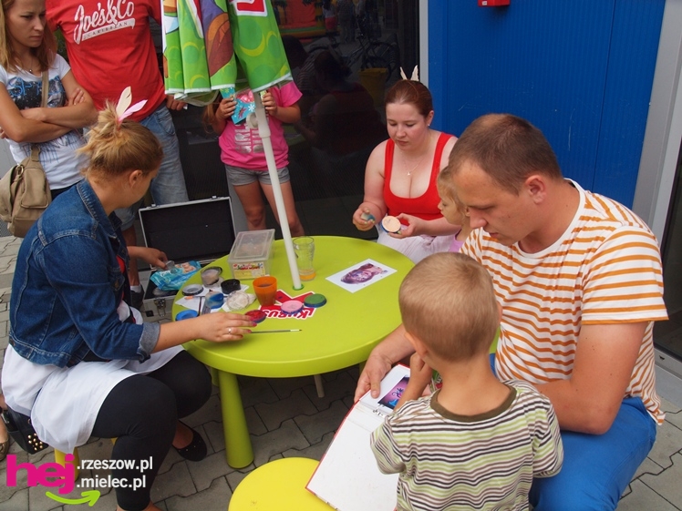 Przy Centrum Handlowym Smoczka witali lato i obchodzili Dzień Ojca [FOTO]