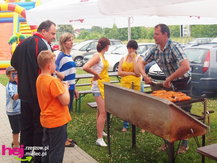Przy Centrum Handlowym Smoczka witali lato i obchodzili Dzień Ojca [FOTO]