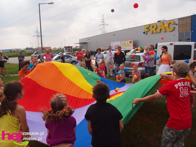 Przy Centrum Handlowym Smoczka witali lato i obchodzili Dzień Ojca [FOTO]
