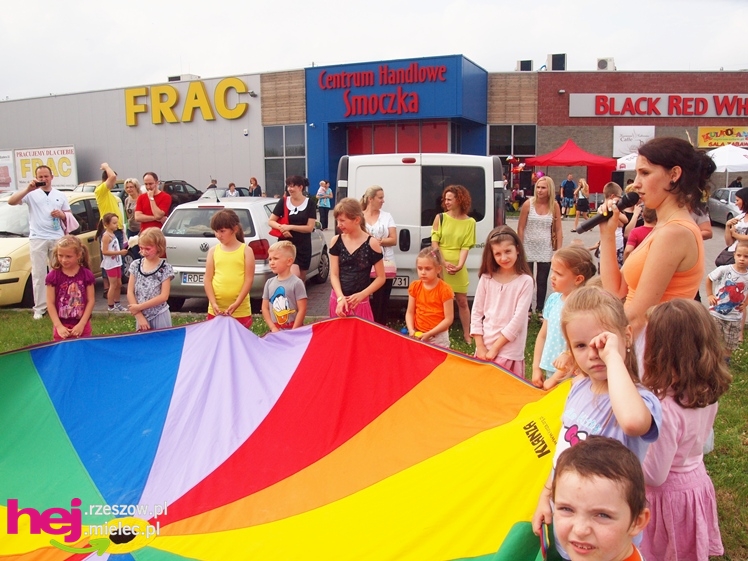 Przy Centrum Handlowym Smoczka witali lato i obchodzili Dzień Ojca [FOTO]
