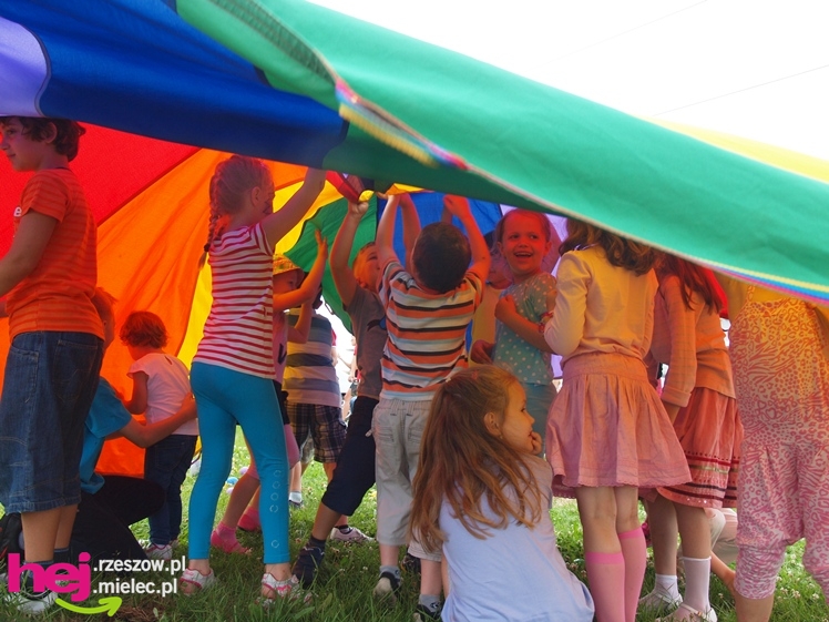 Przy Centrum Handlowym Smoczka witali lato i obchodzili Dzień Ojca [FOTO]