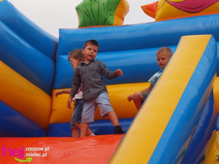 Przy Centrum Handlowym Smoczka witali lato i obchodzili Dzień Ojca [FOTO]