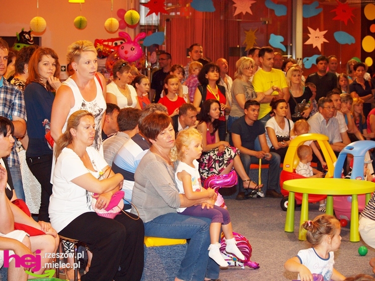 Przy Centrum Handlowym Smoczka witali lato i obchodzili Dzień Ojca [FOTO]