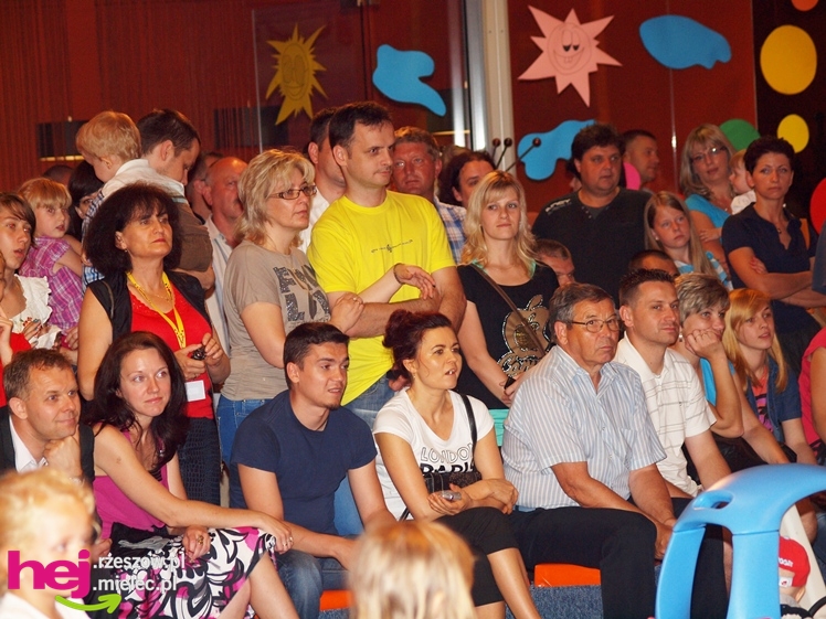 Przy Centrum Handlowym Smoczka witali lato i obchodzili Dzień Ojca [FOTO]