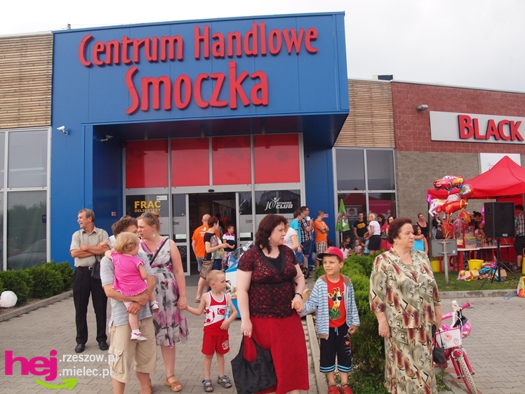 Przy Centrum Handlowym Smoczka witali lato i obchodzili Dzień Ojca [FOTO]