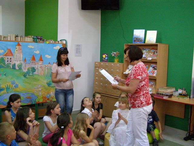 Krasnoludki, Śnieżka i przedszkolaki w Filii nr 4 Miejskiej Biblioteki Publicznej SCK w Mielcu