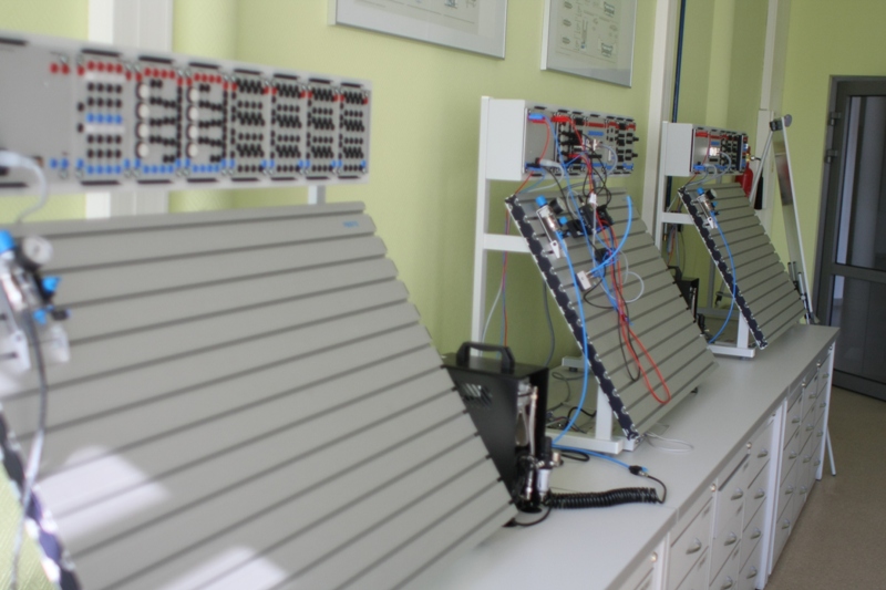 Regionalne Centrum Transferu Nowoczesnych Technologii Wytwarzania - zobacz sprzęt