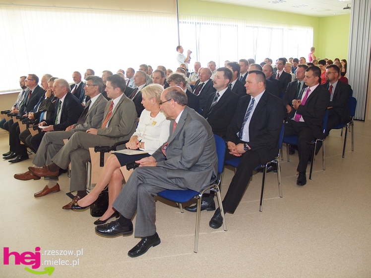 Pierwsi inżynierowie mechanicy wypromowani  w Zamiejscowym Ośrodku Dydaktycznym AGH w Mielcu