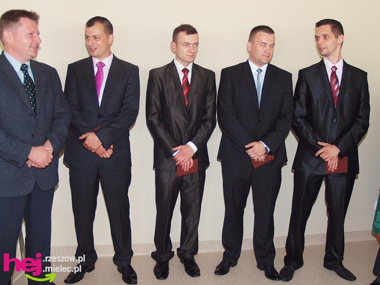 Pierwsi inżynierowie mechanicy wypromowani  w Zamiejscowym Ośrodku Dydaktycznym AGH w Mielcu