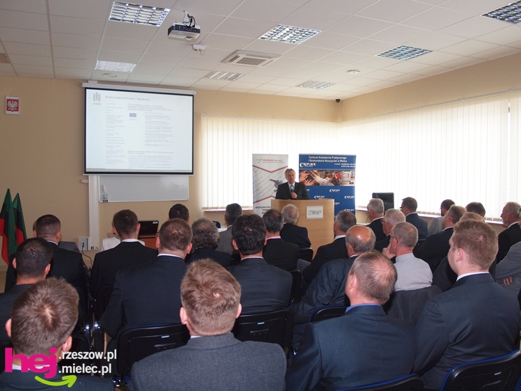 Pierwsi inżynierowie mechanicy wypromowani  w Zamiejscowym Ośrodku Dydaktycznym AGH w Mielcu