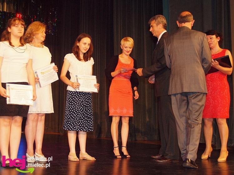 Certyfikaty dla Młodych Nieprzeciętnych zostały wręczone