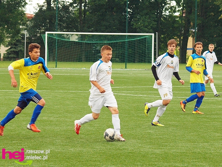 Kolejny awans w piłkarskiej Stali Mielec! W Centralnej Lidze Juniorów zagrają juniorzy starsi!