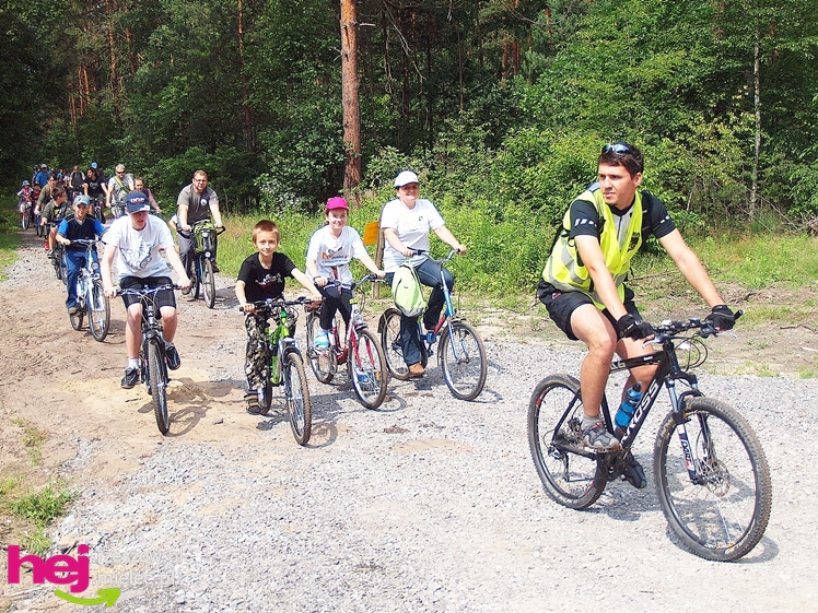 Fantastyczna impreza Nadleśnictwa Mielec. Całe rodziny na rowerach zwiedzały mieleckie lasy