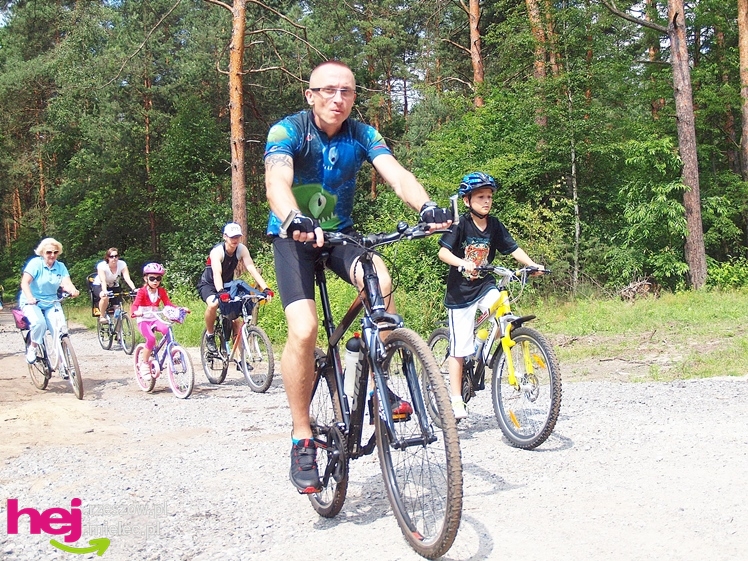Fantastyczna impreza Nadleśnictwa Mielec. Całe rodziny na rowerach zwiedzały mieleckie lasy