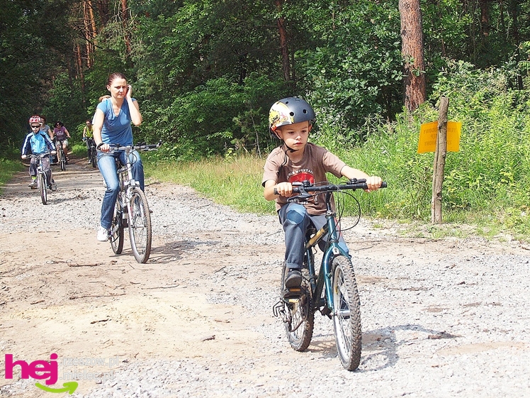 Fantastyczna impreza Nadleśnictwa Mielec. Całe rodziny na rowerach zwiedzały mieleckie lasy