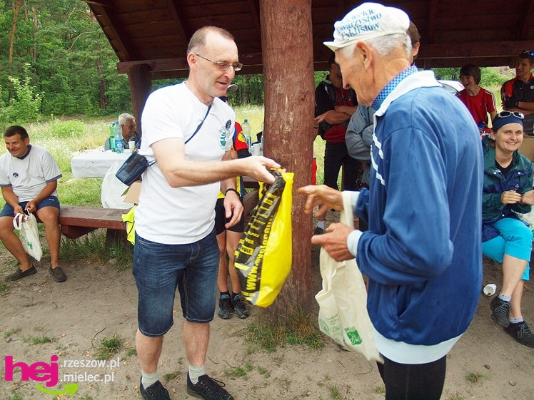 Fantastyczna impreza Nadleśnictwa Mielec. Całe rodziny na rowerach zwiedzały mieleckie lasy